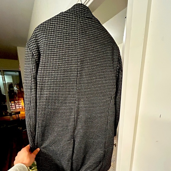 Zara men’s large pea coat, houndstooth - Picture 3 of 3